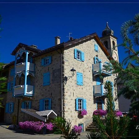 La Corte Appartamenti Лівіньо Екстер'єр фото